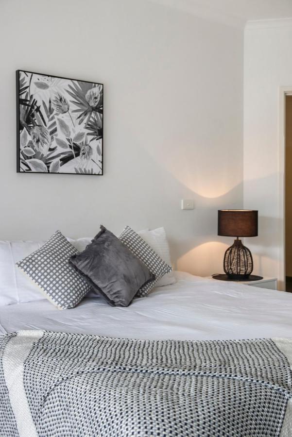 Geelong Cbd Accommodation ภายนอก รูปภาพ